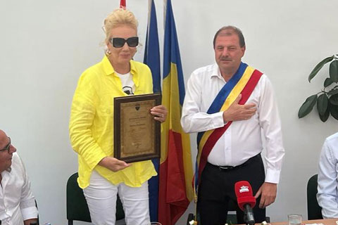 Lepa Brena получи специално признание в Румъния
